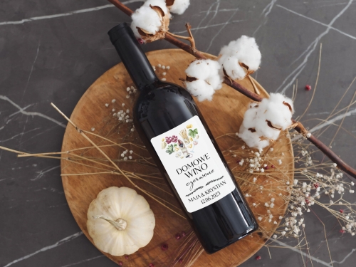 Etykiety Alko 2025 Mockup Wino4_Etykiety Alko 2025-wino czerwone.jpg