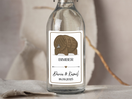 Personalizowane naklejki na bimber weselny z imionami i datą ślubu