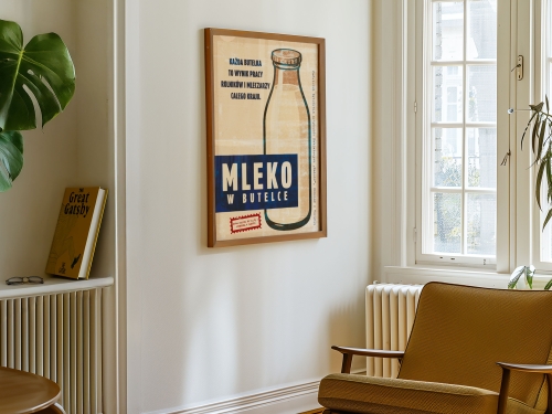 Mockup 3_MLEKO W BUTELCE PRL-01.jpg