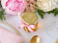 Góra Mockup 1_Naklejki na miodki złocone-10.jpg